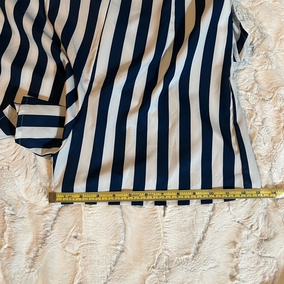 Romper with skirt that is not attached - Picture 5 of 7